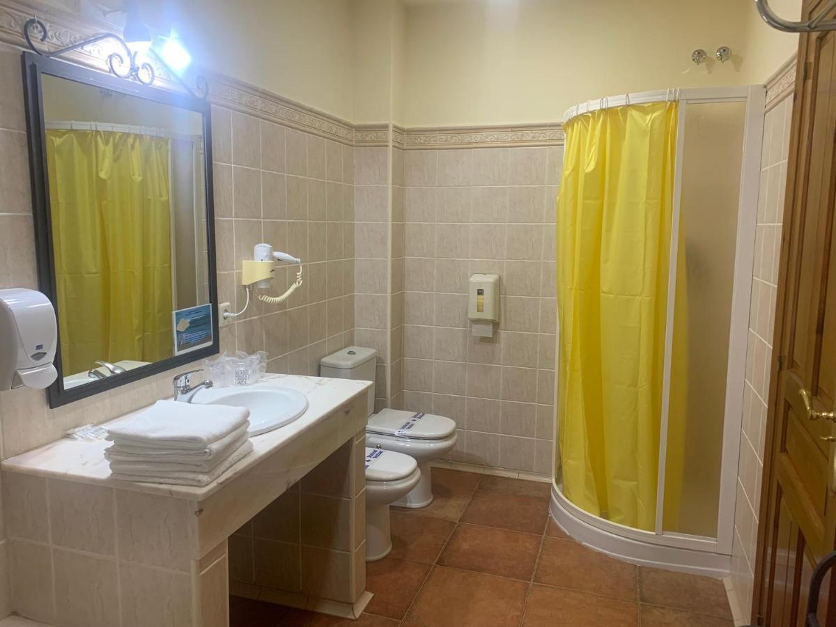 Hotel Langa Cerezo de Abajo Екстер'єр фото